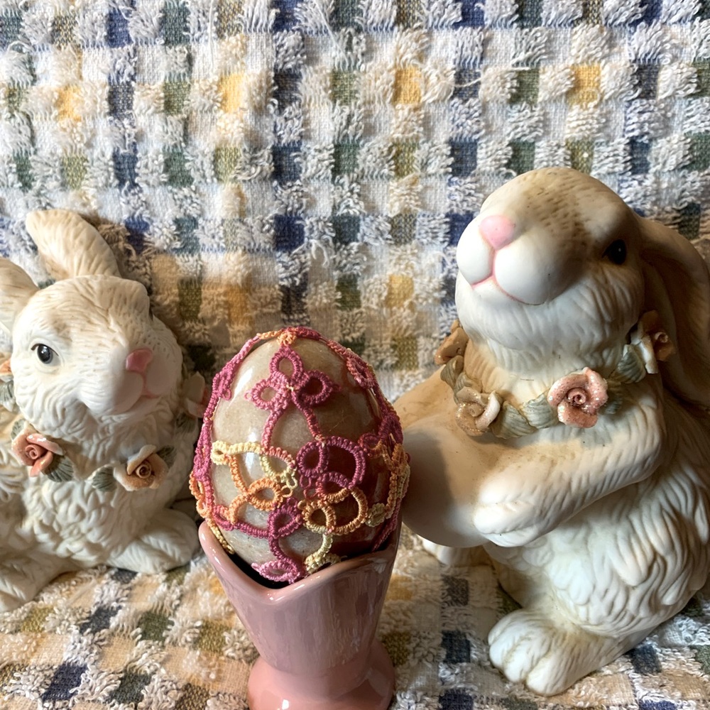 COPY - Easter egg with hand tatted decoration.  With egg cup for display